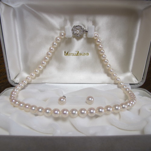 【終了】【美品】本真珠のネックレスとイヤリングセット   7.5mm～8mm