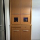 旭川家具製の食器棚