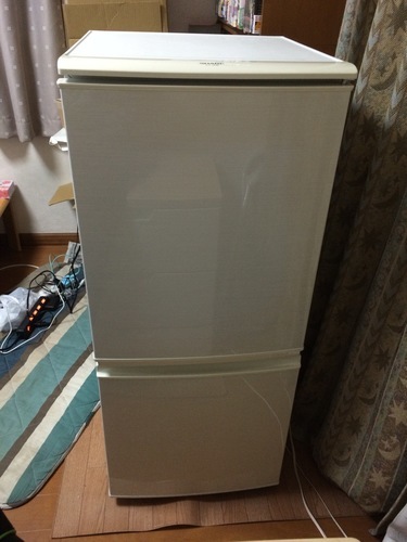 [取引終了です] 冷蔵庫 SHARP SJ-14w 値下げ7000円