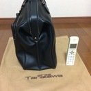 銀座タニザワ製の旅行用バッグ