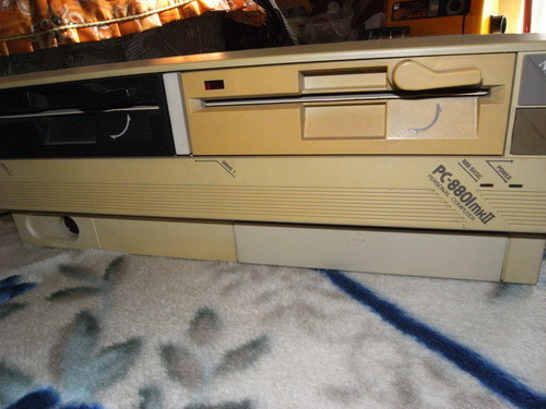 懐かしい　NEC PC-8801MK2 　感動品