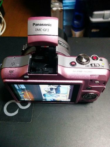 (完売御礼、足立区)Panasonic　DMC-GF3X   14-42 HDレンズ、取説、カード進呈