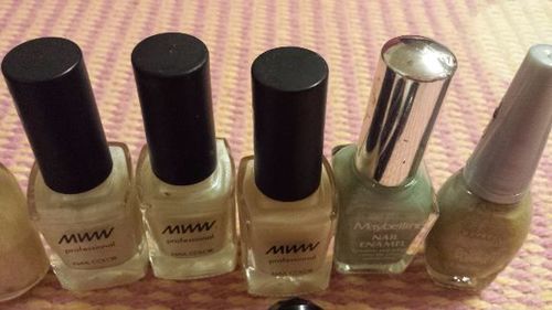 マニキュア13本セットメイベリン レブロン他 サニーレタッサー 熊谷のネイルの中古あげます 譲ります ジモティーで不用品の処分