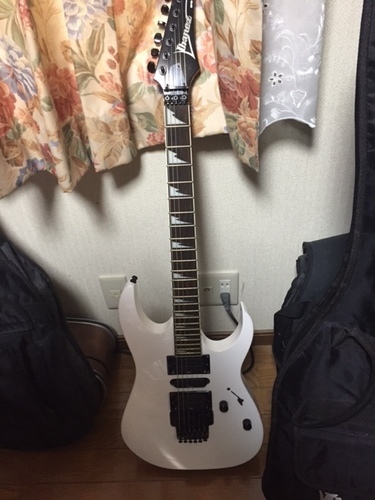 Ibanezのエレキギター売ります^^