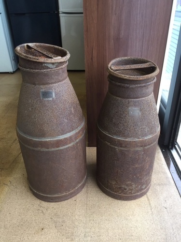 アンティーク抜群!!ミルク缶2セット