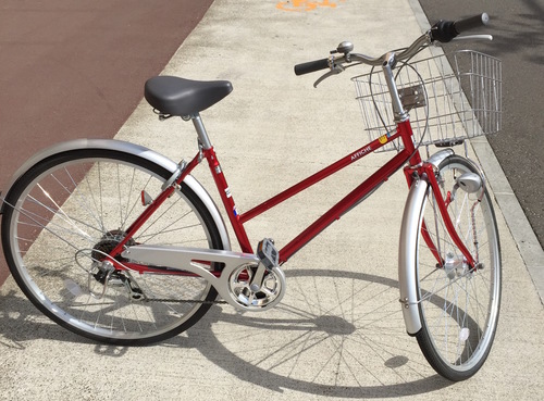 ２７インチ　自転車　６段変速　赤