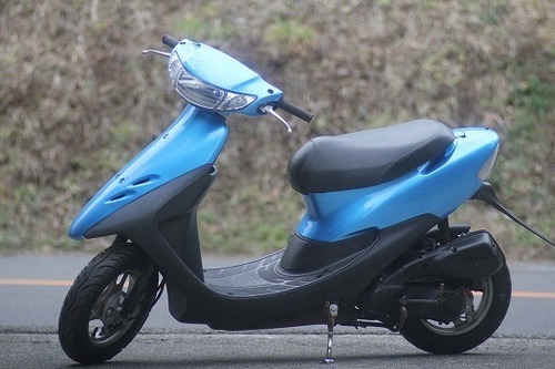 (終了)安い原付　ライブディオ　タイヤ新品でシャッターキー付き　(一部配送地域有り)