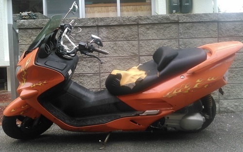 ２５０CC　フォルツァ０６　４万円で