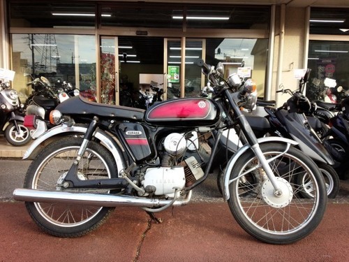 ご成約ありがとうございました。  NO.714 YB-1 2サイクルエンジン ギヤ付き ☆彡