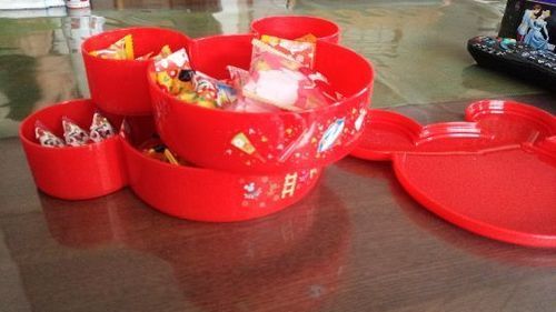 ディズニー 重箱風お菓子の箱 プラスチック制 こたまま 八千代のその他の中古あげます 譲ります ジモティーで不用品の処分 ディズニー 重箱風お菓子の箱 プラスチック制 こたまま 八千代のその他の中古あげます 譲ります ジモティーで不用品の処分