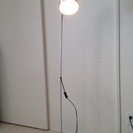 IKEAスタンドライト シルバー シンプル 電球付き