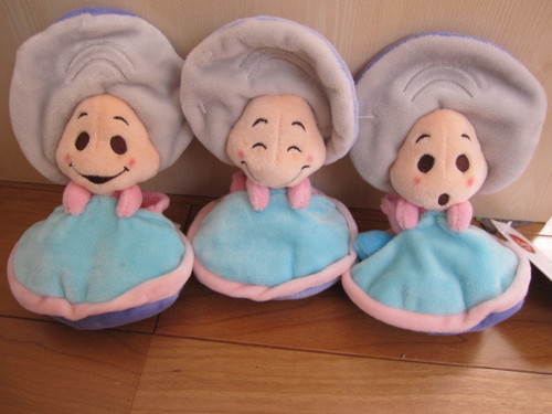 (終了）レア☆完売☆新品■ディズニーストア■ヤングオイスター ぬいぐるみ■ふしぎの国のアリス