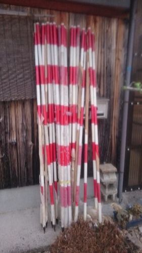 新古 測量用 赤白ポール 25本 安くでお譲りします テツヤ 相野のその他の中古あげます 譲ります ジモティーで不用品の処分