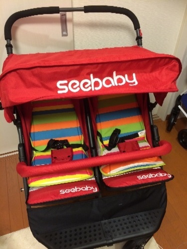 新品未使用の二人乗りベビーカー