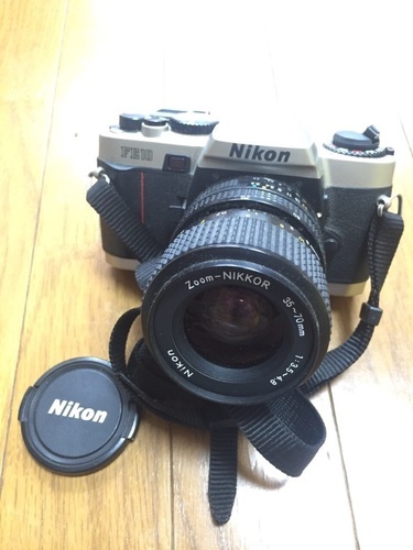 Nikon FE10 ほぼ未使用品