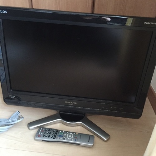 SHARP  20型テレビ