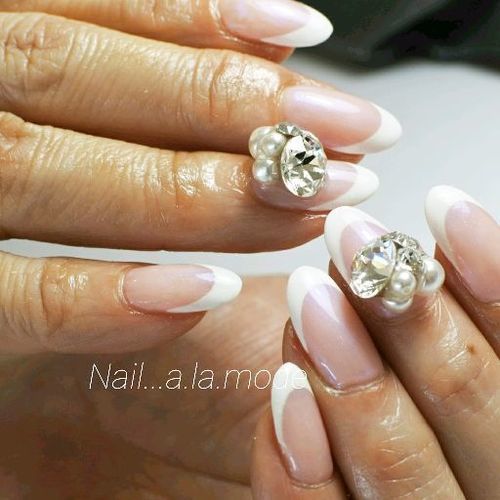 大人の女性のためのネイルサロンnail Alamode ネイルアラモード 飯塚の美容の無料広告 無料掲載の掲示板 ジモティー