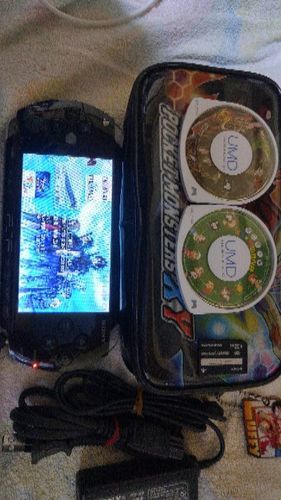 PSP本体＋充電器、メモリ、モンハン、セット