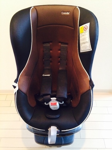 取り引き中  ☆美品☆conbiゼウスターンユーロ チャイルドシート