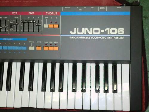 良品　Roland JUNO-106　 ポリフォニックシンセサイザー