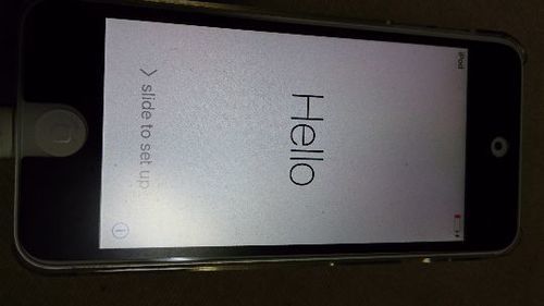 【中古】iPod touch 第5世代 64GB