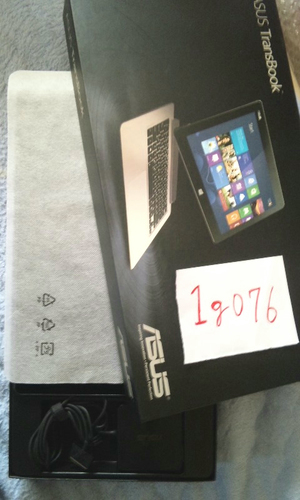 極美品ですが念のためジャンク品扱い】ASUS TransBook TX300CA-C4006H