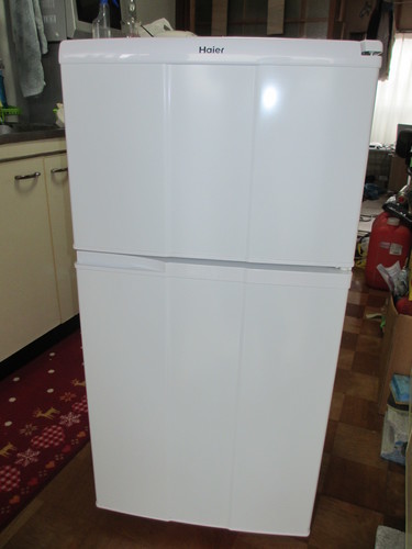 「成立」　Haier  98L  冷蔵庫　美品
