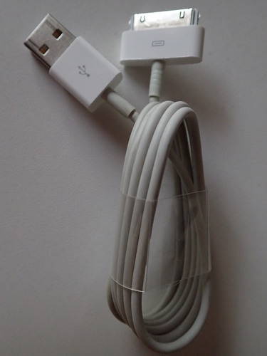 取引成立 Iphone4s Usb充電ケーブル Apple純正品 ひとつぶ 葛飾の携帯アクセサリーの中古あげます 譲ります ジモティーで不用品の処分