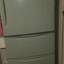 古い日立冷蔵庫