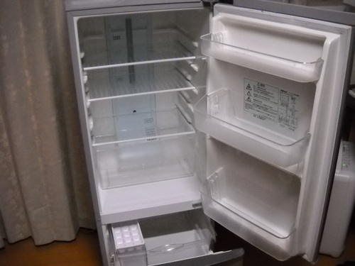 冷蔵庫　NR-B173J