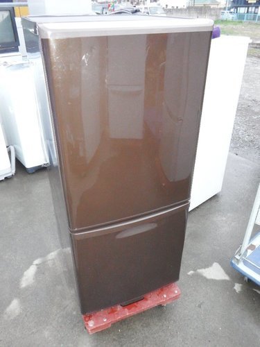 Panasonic 138L 2ドア　 冷蔵庫 ブラウン NR-B143W