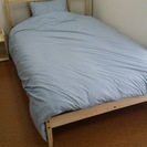 IKEA布団（ダブルサイズ）＋枕2つ＋布団カバー（複数あり）