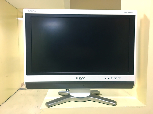 SHARP　AQUOS　19インチ （2009年製）