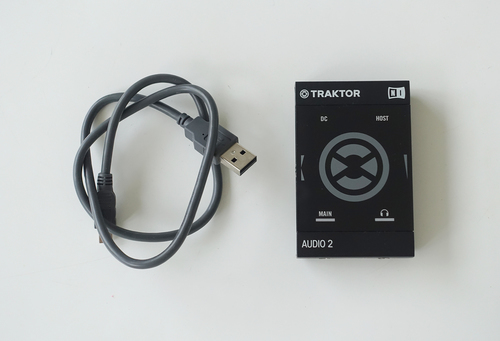 TRAKTOR AUDIO2 コンパクトUSBオーディオインターフェイス | ptpnix.co.id