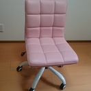 ピンクの椅子、子供の勉強用