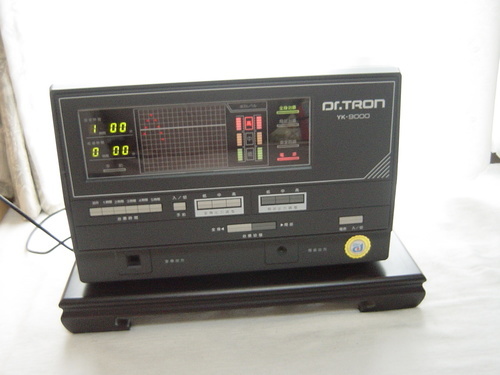 高圧電位治療器　ドクタートロン　ＹＫー9000