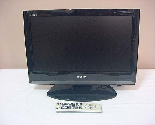 美品＞東芝 REGZA 19型液晶＊19A8000・ 2009年 リモコン付