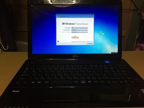 受付終了)富士通FMV LIFEBOOK AH33/L(FMVA33LB2)