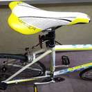 受付終了★新品★白黄★軽量アルミ10.7kg★ロードバイク★ドロップ700C★