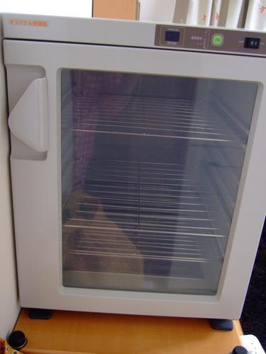 発酵器　F-3000