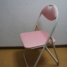 パイプ椅子☆白とピンク色☆かわいいです☆2脚セット☆