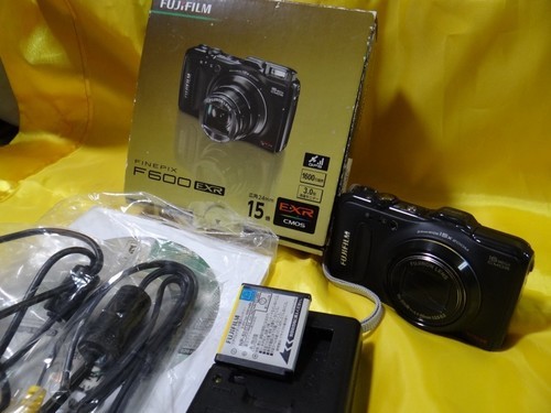 FINEPIX F600EXR（ジャンク）