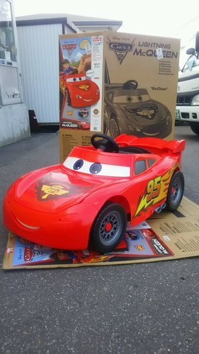 カーズ・マックイーン　バッテリーカー