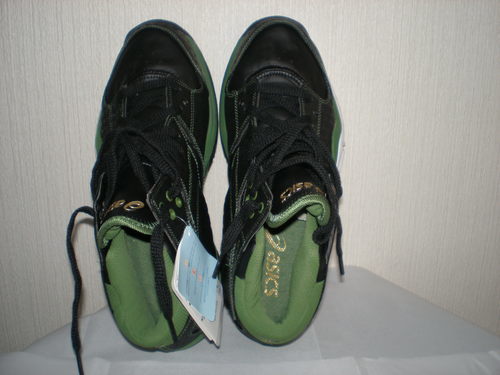 ａｓｉｃｓ　ＴＢＦ６８０　バスケットボールシューズ　２６．５ｃｍ　新品