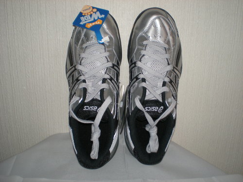 Ａｓｉｃｓ　25.5ｃｍ　新品　ハンドボールシューズ