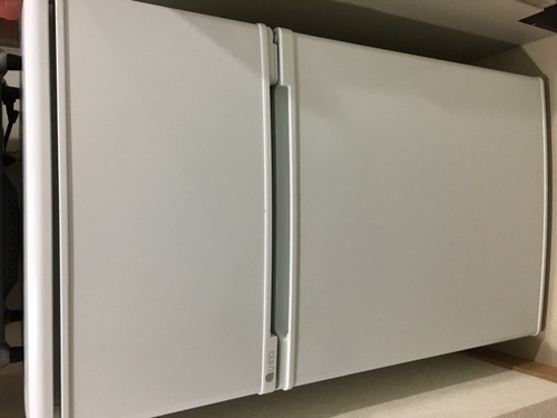 ユーイング　Uing UR-D90F 冷凍冷蔵庫 2014年製　一人暮らし