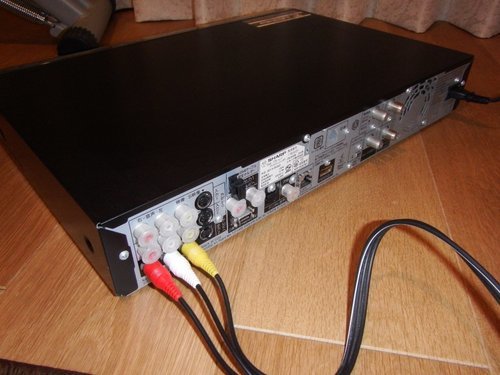 良品 シャープ 320GB 2チューナー ブルーレイレコーダー BD-HDW43