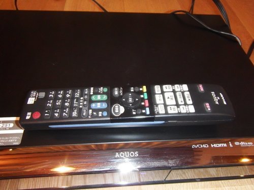 良品 シャープ 320GB 2チューナー ブルーレイレコーダー BD-HDW43