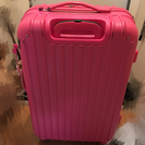 無料 ピンクスーツケース M サイズ TSAロック搭載