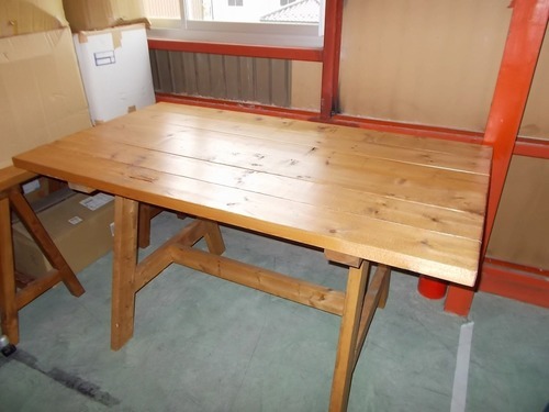木製テーブル　脚付(１脚タイプ)　中古品